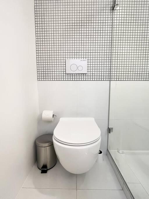New Cozy Modern Minimalist Stay In Brooklyn At Rem-Casa نيو يورك المظهر الخارجي الصورة